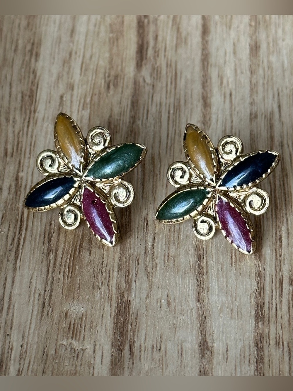 Vintage | Classic Gold-Tone Multicolor Enameled Pierced Earring Pair | GUC